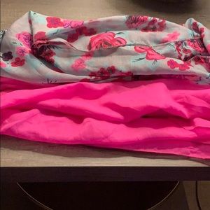 Set of 2 no tag never worn